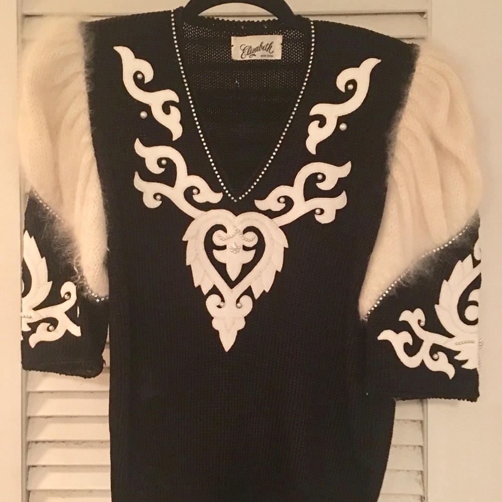 Vintage Elizabeth New York Sweater.